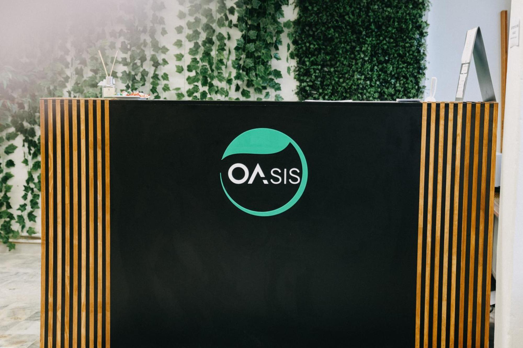 Отель Oasis Теплице Экстерьер фото
